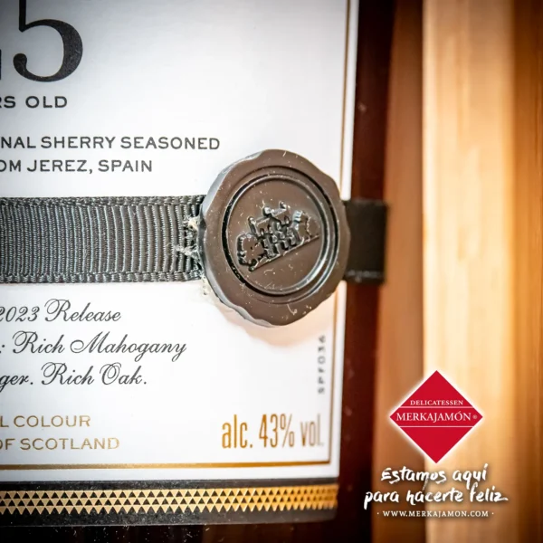 03 Whisky Macallan 25 años barril de roble de madera de jerez Edicion limitada